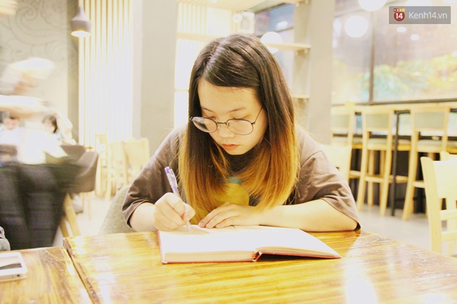 Sống v&agrave; l&agrave;m việc nh&oacute;m c&oacute; đạo đức: Bộ ảnh n&oacute;i l&ecirc;n nỗi l&ograve;ng của bao thế hệ sinh vi&ecirc;n! - Ảnh 3.
