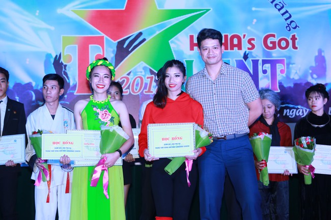 HUHAs Got Talent 2017: Nơi tài năng của sinh viên ĐH Nội vụ thăng hoa! - Ảnh 8.