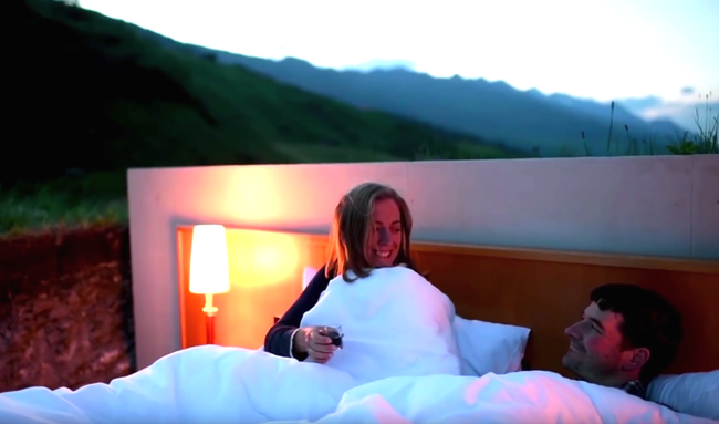 Bạn có muốn được qua đêm tại phòng khách sạn ngàn sao nằm chênh vênh trên đỉnh núi Alps? - Ảnh 9.