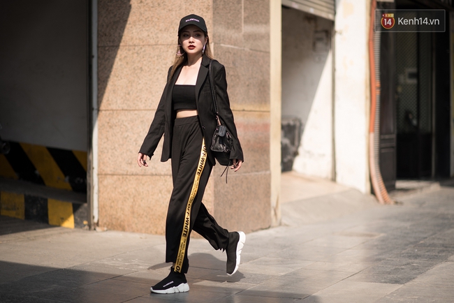 Giới trẻ 2 miền bung lụa hết mình với street style nổi hết nấc dịp nghỉ lễ - Ảnh 3.