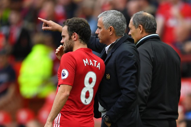 Man Utd đón tin cực xấu từ Juan Mata - Ảnh 2.