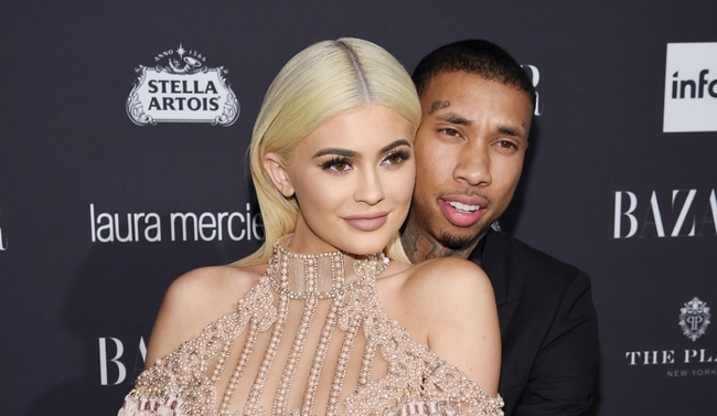 Rộ tin Kylie Jenner chia tay bạn trai gốc Việt v&igrave; bị lợi dụng - Ảnh 1.