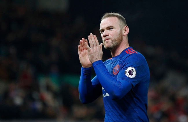 Sau 44 năm, Rooney phá kỷ lục ghi bàn của Man Utd - Ảnh 3.