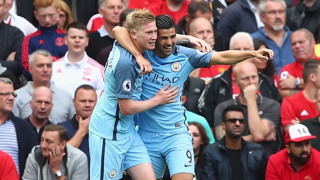 Guardiola đối đầu Conte: Nhà bác học & gã ăn mày - Ảnh 1.