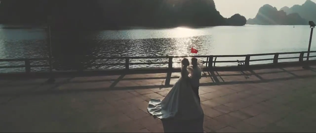Vợ chồng MC Thành Trung quay clip cưới, khóa môi lãng mạn tại phim trường Kong: Skull Island - Ảnh 2.