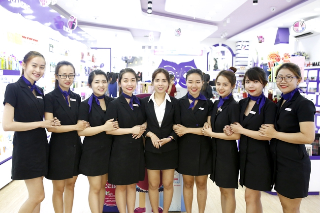 Giới trẻ Sài thành “sốt” với chương trình Sinh nhật vàng - Ngàn quà tặng tại cửa hàng mỹ phẩm “triệu like” Nuty Cosmetics - Ảnh 4.
