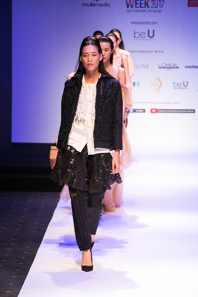 Đến hẹn lại lên, Vietnam International Fashion Week trở lại với mùa Xuân/Hè 2017 vào cuối tháng 4 này - Ảnh 9.