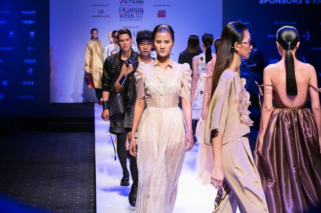 Đến hẹn lại lên, Vietnam International Fashion Week trở lại với mùa Xuân/Hè 2017 vào cuối tháng 4 này - Ảnh 19.