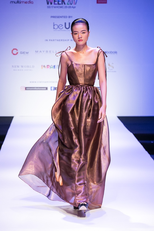 Đến hẹn lại lên, Vietnam International Fashion Week trở lại với mùa Xuân/Hè 2017 vào cuối tháng 4 này - Ảnh 13.