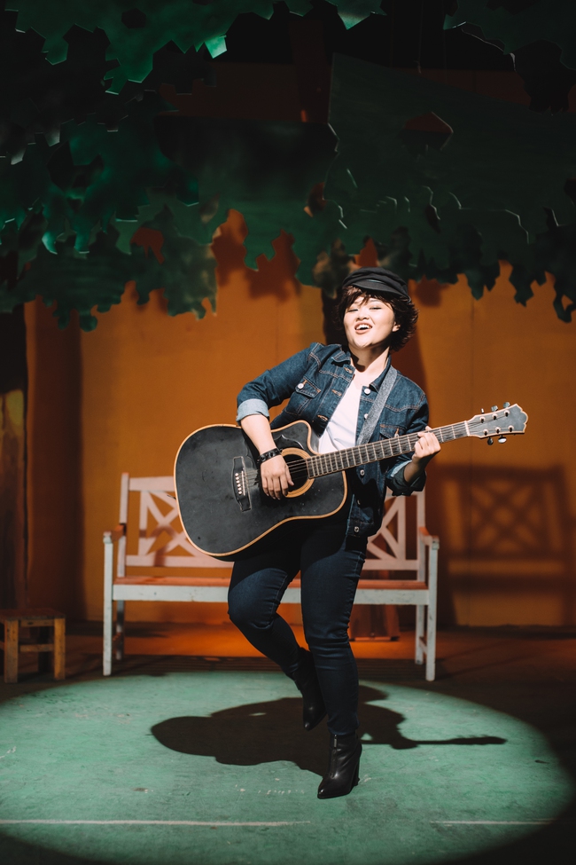 &Aacute; qu&acirc;n Vietnam Idol 2015 B&iacute;ch Ngọc h&oacute;a Kh&aacute;nh Ly, Mỹ T&acirc;m... trong MV đầu tay - Ảnh 3.