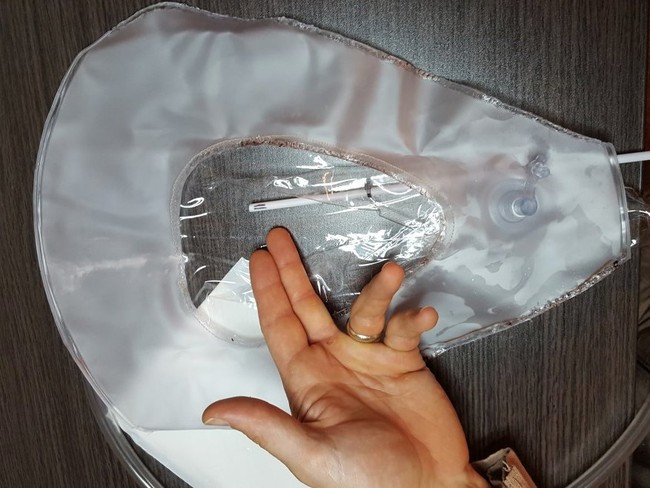 Một đại t&aacute; kh&ocirc;ng qu&acirc;n Mỹ đ&atilde; giải đ&aacute;p được vấn đề tế nhị của NASA v&agrave; &ocirc;m về 15.000 USD - Ảnh 5.