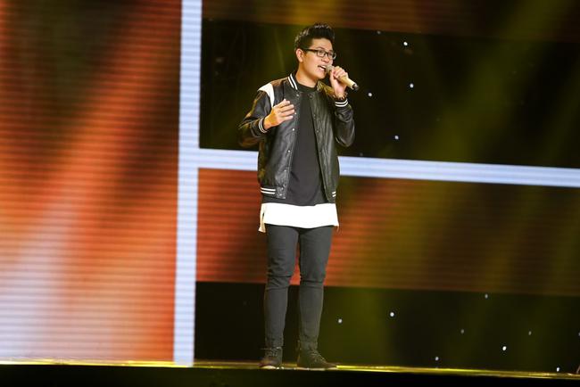Xuất hiện ch&agrave;ng trai h&aacute;t giọng nữ g&acirc;y n&aacute;o loạn tại The Voice - Ảnh 19.
