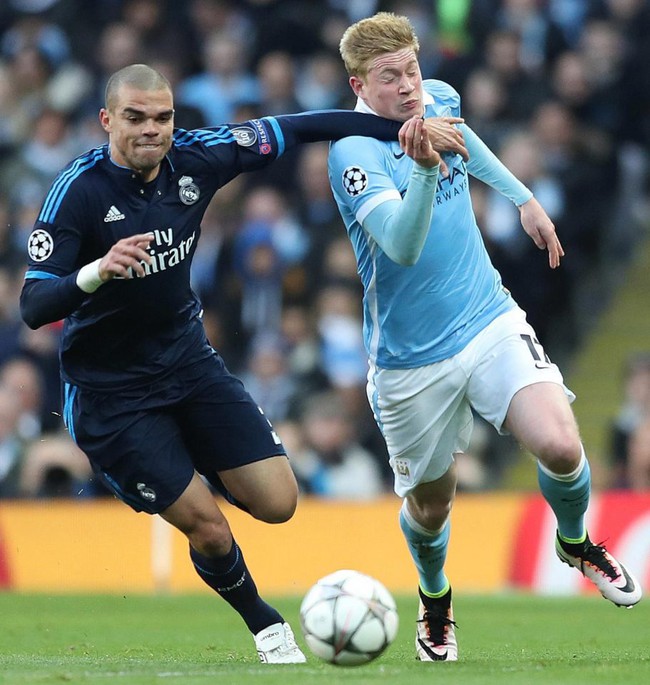 Mourinho lôi kéo đồ tể Pepe gia nhập Man Utd - Ảnh 2.