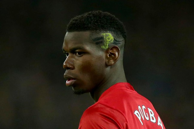90 ph&uacute;t thảm họa của Pogba qua những emoji h&agrave;i hước - Ảnh 1.