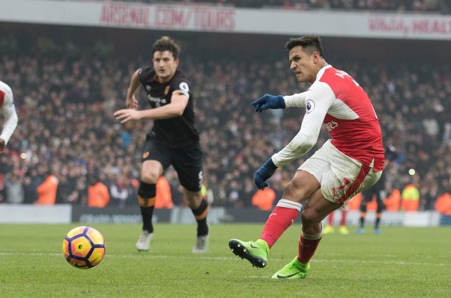 Arsenal sẵn sàng trả Sanchez mức lương cao nhất giải Ngoại hạng Anh - Ảnh 2.