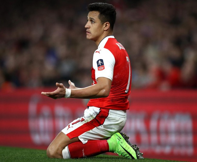 Nói thế này, Alexis Sanchez khác nào đang tỏ tình với Chelsea - Ảnh 1.