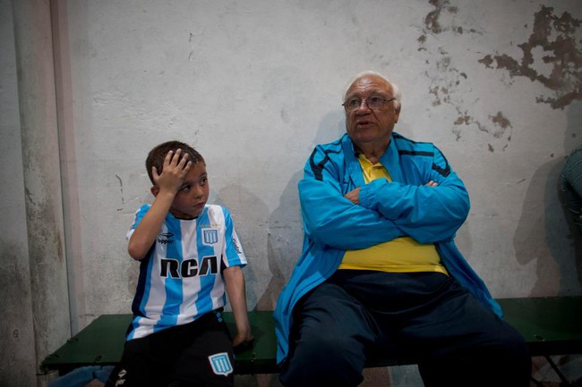 Bên trong lò luyện những tiểu Messi ở Argentina - Ảnh 8.