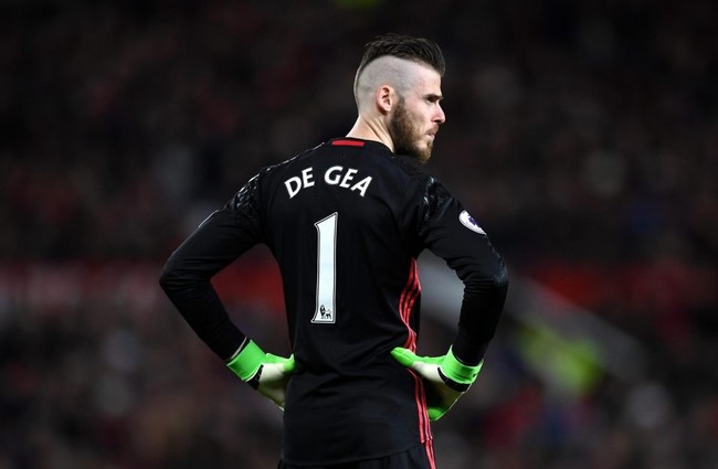 Vì sao Jose Mourinho đẩy De Gea lên băng ghế dự bị? - Ảnh 1.