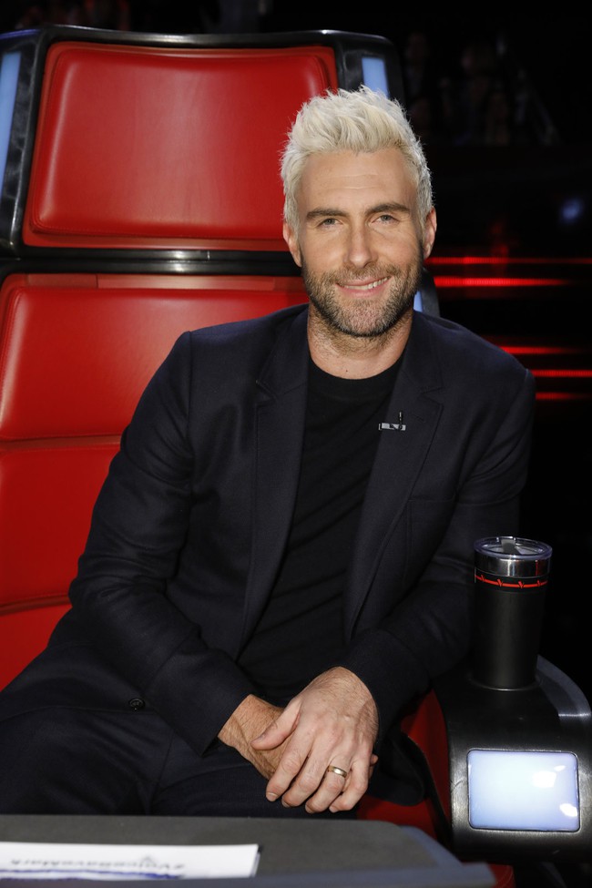 Adam Levine hát tặng học trò quá cố Christina Grimmie trên sân khấu The Voice - Ảnh 12.