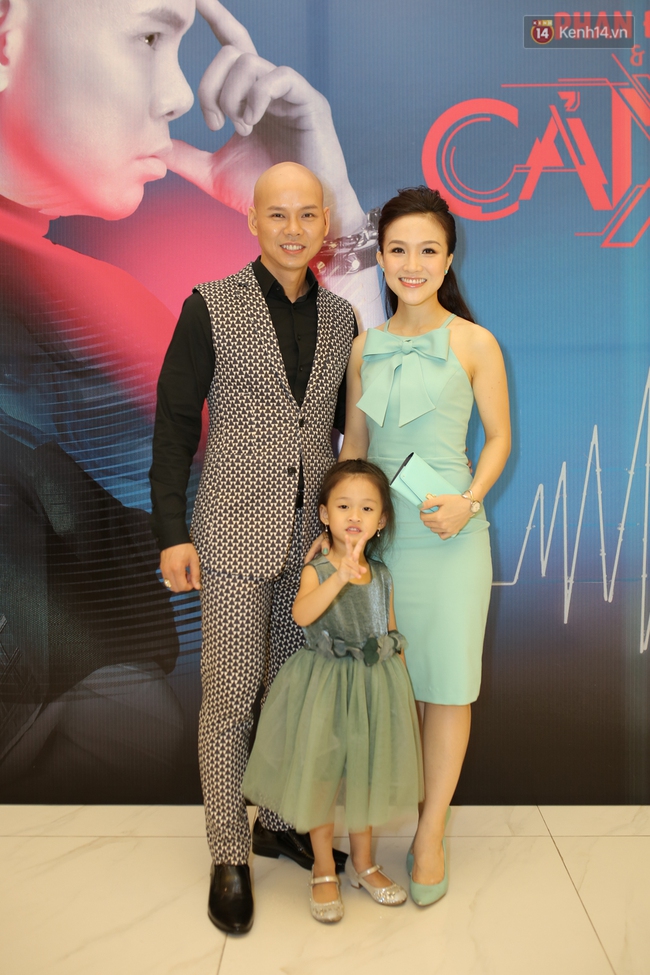 Phan Đinh T&ugrave;ng ph&aacute;t h&agrave;nh album mới nh&acirc;n kỉ niệm 5 năm ng&agrave;y cưới - Ảnh 3.