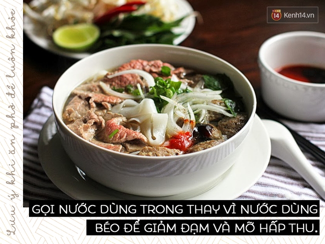 Cách ăn phở tốt cho sức khỏe: Người Việt ngày nào cũng đi ăn mà chẳng biết! - Ảnh 2.