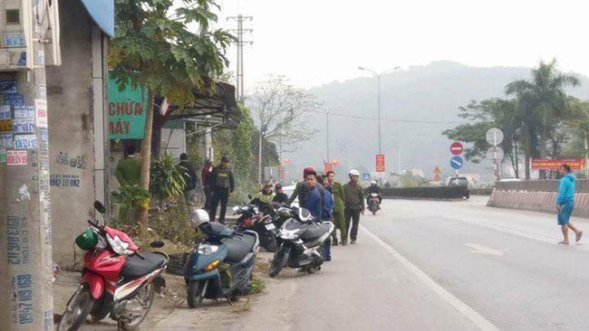 Quảng Ninh: Chồng nhốt vợ và con trai nhiều giờ trong nhà hành hung, đập phá đồ đạc  - Ảnh 1.