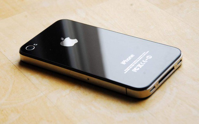 Steve Jobs chỉ thích dùng duy nhất những chiếc iPhone màu này - Ảnh 1.