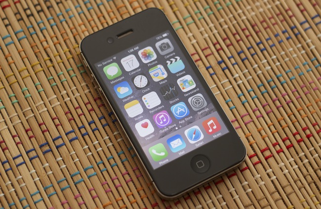 T&ocirc;i vẫn d&ugrave;ng iPhone 4s v&agrave; chẳng c&oacute; g&igrave; phải xấu hổ về điều n&agrave;y! - Ảnh 1.