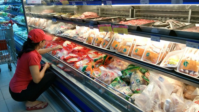 Giải m&atilde; gi&aacute; đ&ugrave;i g&agrave; Mỹ si&ecirc;u rẻ 7.000 đồng/kg - Ảnh 1.