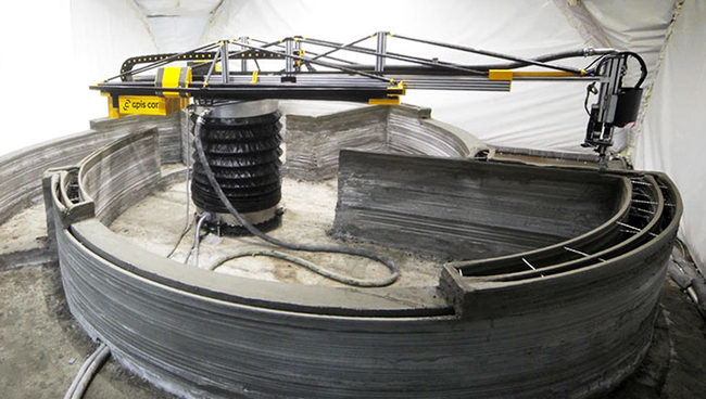 Con người thật si&ecirc;u đẳng khi c&oacute; thể x&acirc;y dựng một ng&ocirc;i nh&agrave; ho&agrave;n chỉnh chỉ trong 1 ng&agrave;y - Ảnh 2.