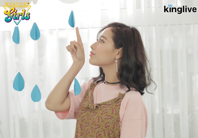 Weather Girls: &ldquo;Bạn g&aacute;i&rdquo; Sơn T&ugrave;ng - Phương Cara lần đầu chia sẻ về qu&aacute; khứ từng nặng 69kg - Ảnh 1.