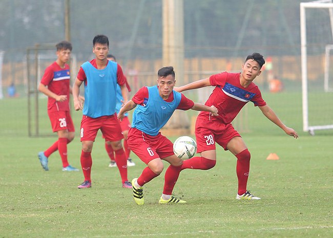 HLV Hoàng Anh Tuấn: U20 Việt Nam yếu nhưng có... chiêu ở World Cup! - Ảnh 2.