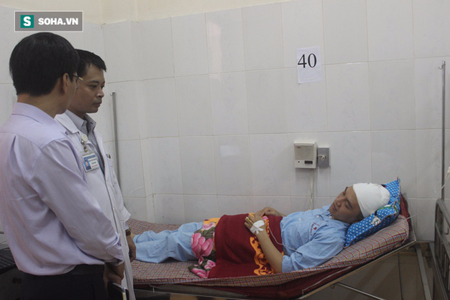 B&aacute;c sỹ bị người nh&agrave; bệnh nhi đ&aacute;nh: T&ocirc;i đang giải th&iacute;ch th&igrave; bố ch&aacute;u cầm cốc đ&aacute;nh lu&ocirc;n - Ảnh 2.