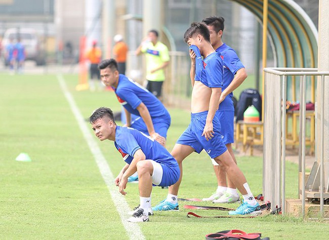 U20 Việt Nam: Nửa đội dưỡng thương, &ocirc;ng Tuấn &ldquo;con&rdquo; kh&ocirc;ng đ&aacute;ng tr&aacute;ch? - Ảnh 2.