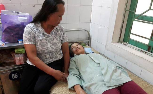  H&agrave; Nội: V&igrave; m&acirc;u thuẫn, chị g&aacute;i bị em trai cầm xẻng đ&aacute;nh chấn thương sọ n&atilde;o - Ảnh 1.