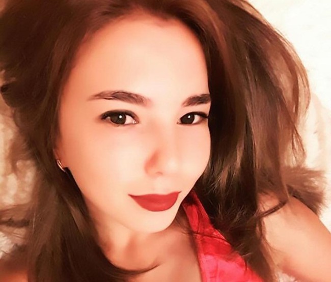 9X xinh đẹp thiệt mạng khi livestream trong l&uacute;c l&aacute;i xe - Ảnh 3.