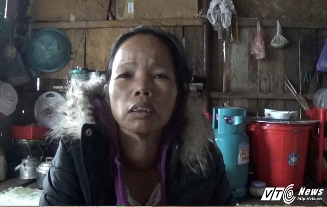 Chị Dậu ở hồ Thủy điện H&ograve;a B&igrave;nh: B&aacute;n đ&agrave;n ch&oacute; kh&ocirc;ng đủ tiền chữa bệnh - Ảnh 5.