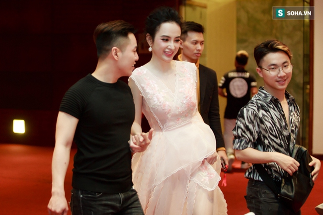 Khán giả choáng với đôi giày của Angela Phương Trinh - Ảnh 6.