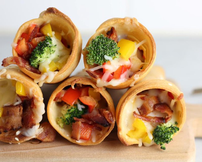 Gợi &yacute; c&aacute;ch l&agrave;m pizza ốc quế vừa đi vừa gặm tiện lợi - Ảnh 10.