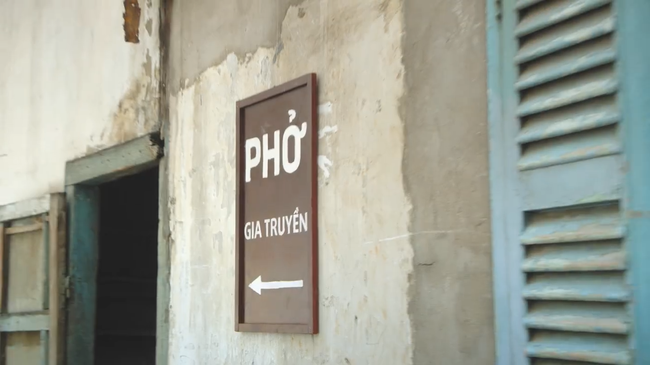 Ai bảo MV ca nhạc chỉ để nghe v&agrave; xem, MV cũng&hellip; &ldquo;ăn&rdquo; được đấy - Ảnh 5.