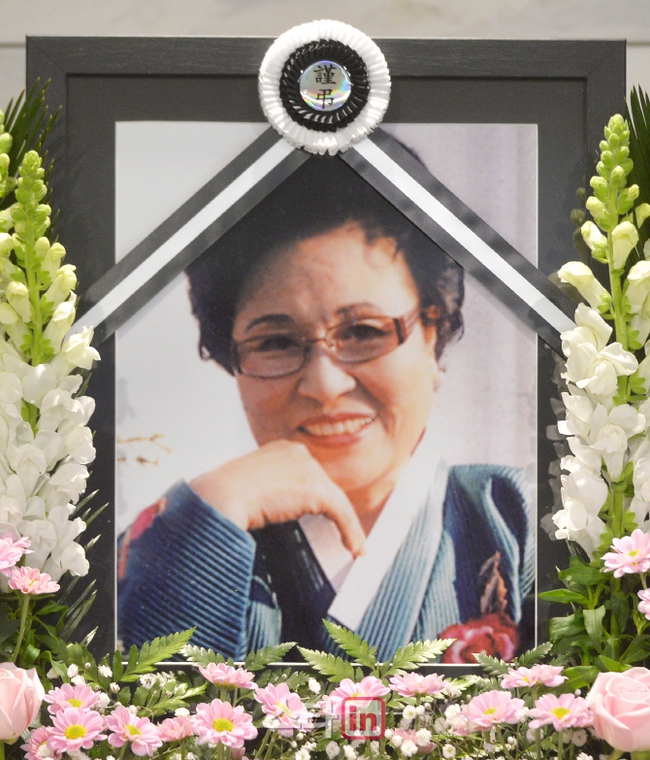 Sao gạo cội Ngôi nhà hạnh phúc Kim Ji Young qua đời ở tuổi 80 vì bệnh ung thư - Ảnh 2.