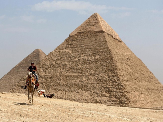 Vừa lộ diện kim tự tháp bí ẩn có niên đại 3700 năm - Ảnh 3.