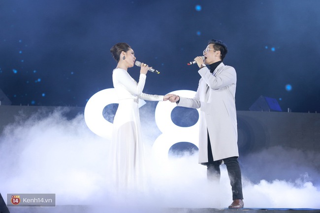 Giới trẻ H&agrave; Nội lần đầu trải nghiệm bữa tiệc c&ocirc;ng nghệ &acirc;m nhạc đỉnh cao c&ugrave;ng Galaxy S8 - Ảnh 14.