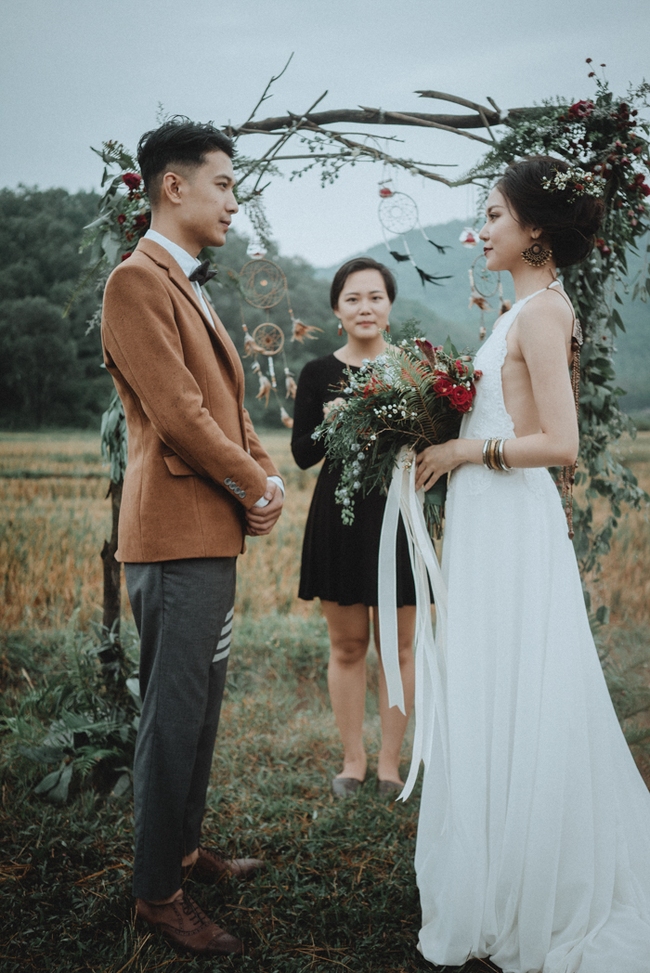 Lễ cưới bình dị mà đẹp lạ lùng của cặp đôi Việt được tạp chí nước ngoài hết lời ca ngợi - Ảnh 7.