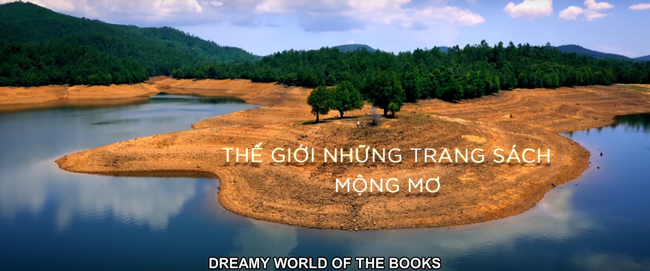 Ai mà không ngẩn ngơ nhớ về mối tình đầu khi nghe Tình Thôi Xót Xa trong trailer phim Cô Gái Đến Từ Hôm Qua - Ảnh 6.