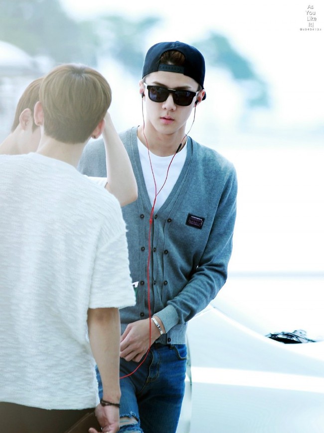 Vừa tr&ograve;n 23 tuổi, Sehun (EXO) được Vogue ca ngợi hết lời về phong c&aacute;ch thời trang - Ảnh 15.