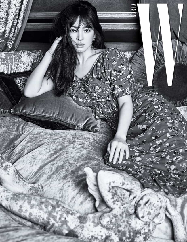 Song Hye Kyo bất ngờ l&ecirc;n tiếng về mối quan hệ t&igrave;nh cảm với Song Joong Ki - Ảnh 7.