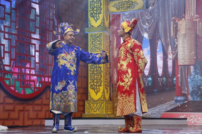 C&ocirc; Đẩu C&ocirc;ng L&yacute; bị t&aacute;t bật ngửa trong T&aacute;o Qu&acirc;n bản đầy đủ kh&ocirc;ng l&ecirc;n s&oacute;ng! - Ảnh 1.