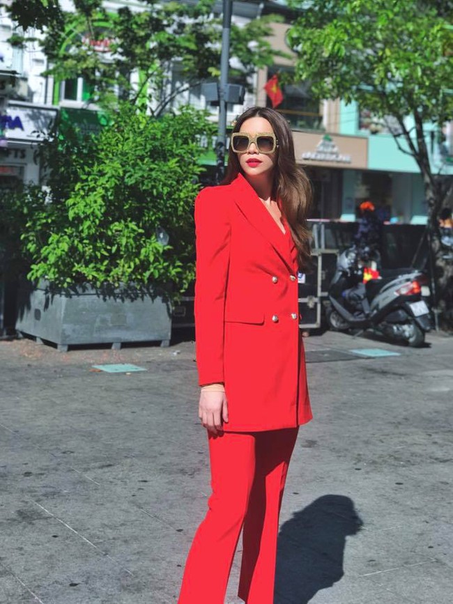 Hà Hồ & Jessica diện street style đẹp nhất tuần, sáng rực cả một góc trời! - Ảnh 2.