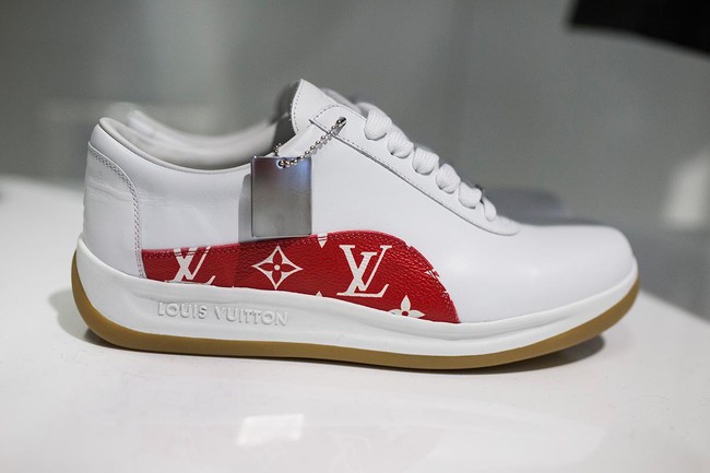 Tháng 7 mới lên kệ, nhưng nếu thích thì bạn pre-order Supreme x Louis Vuitton từ bây giờ cũng được - Ảnh 7.